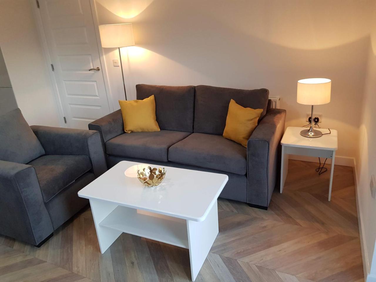 1 Royal View Apartments Stirling Bagian luar foto