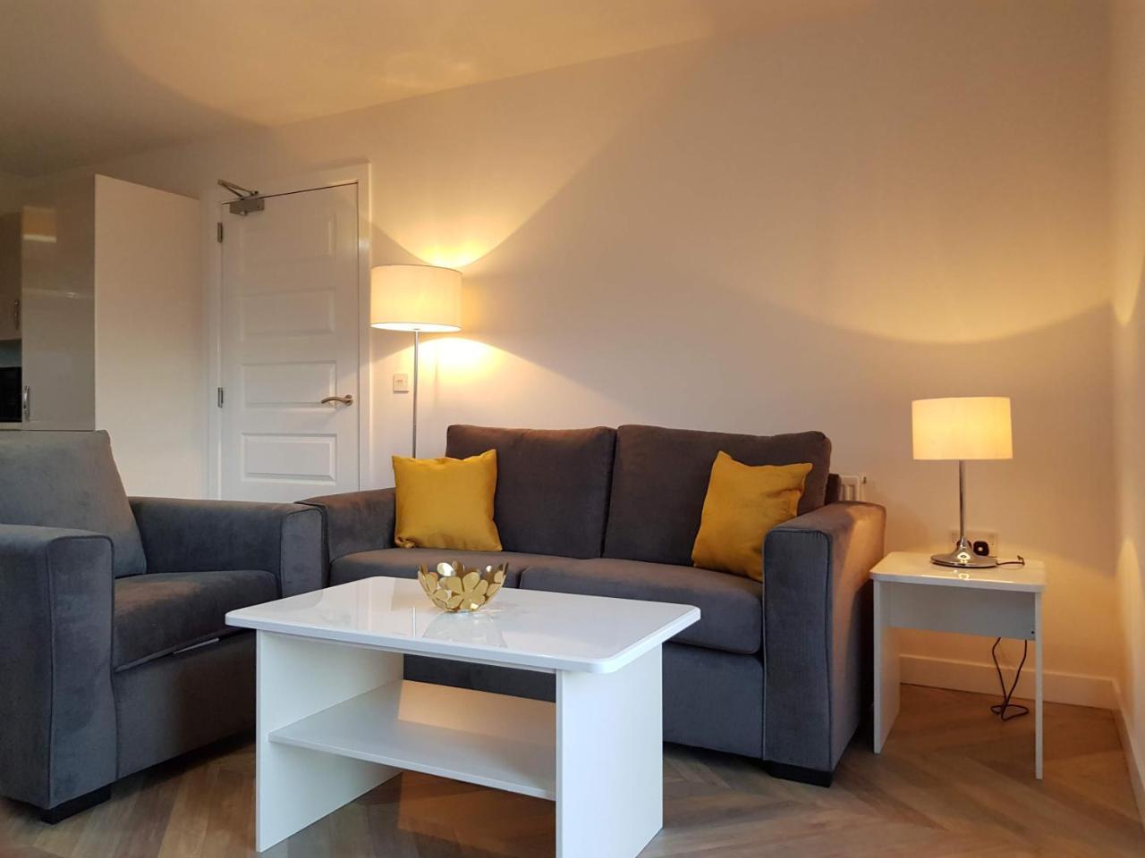 1 Royal View Apartments Stirling Bagian luar foto